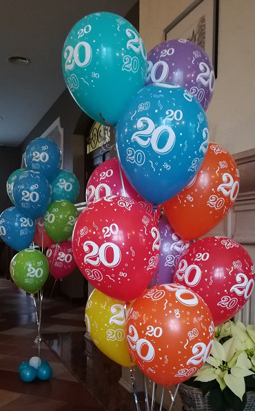 Balony z helem na 20-te urodziny